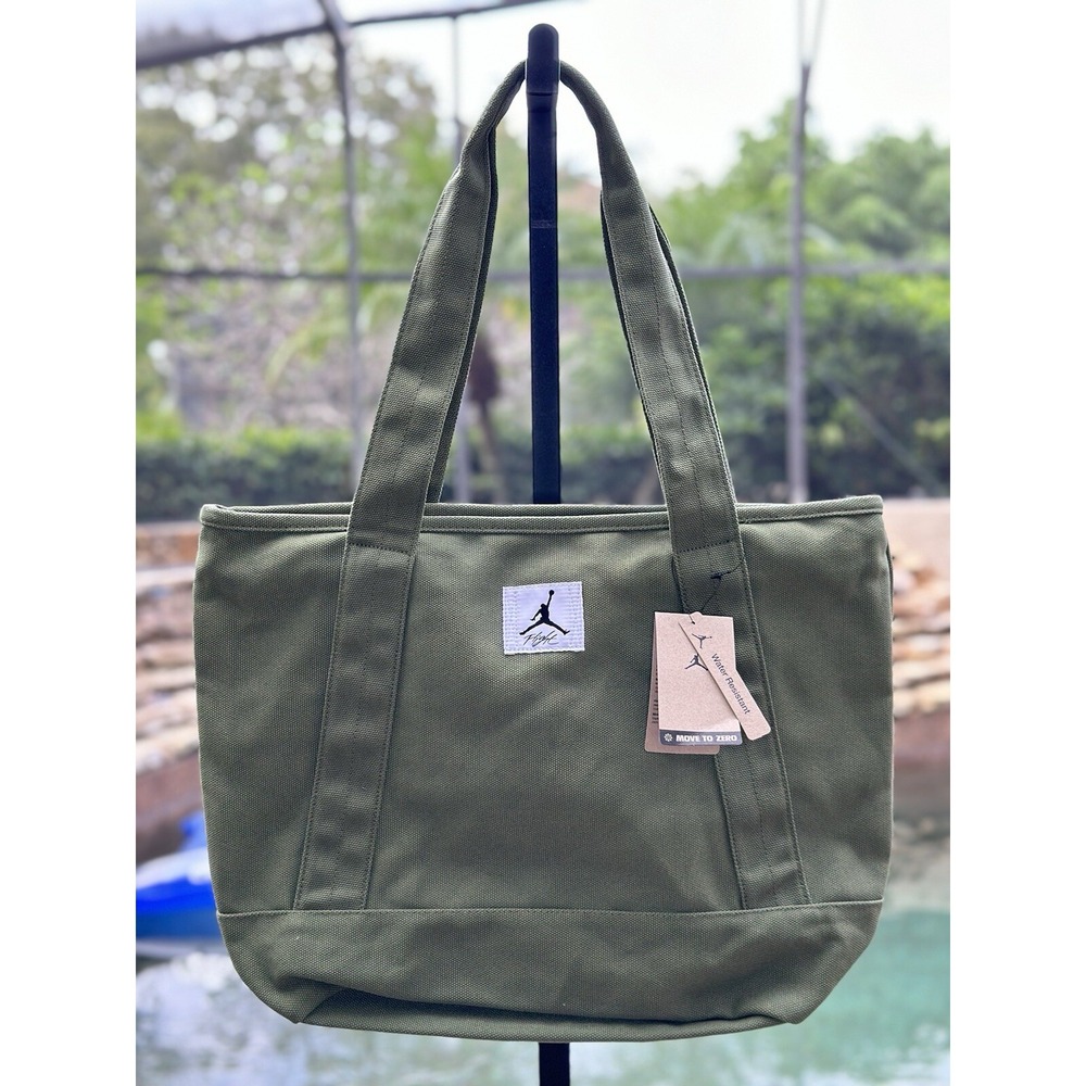 Jordan Flight Carryall Tote Bag 38 L Green WA0731-EF9 NWT